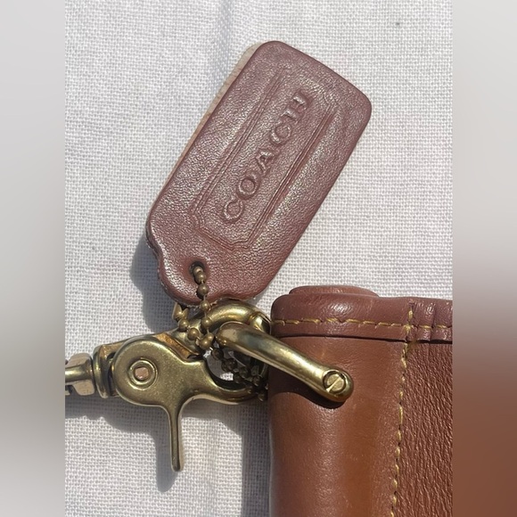 Vintage Coach Messenger Bag • TN-4136 - Picture 3 of 9